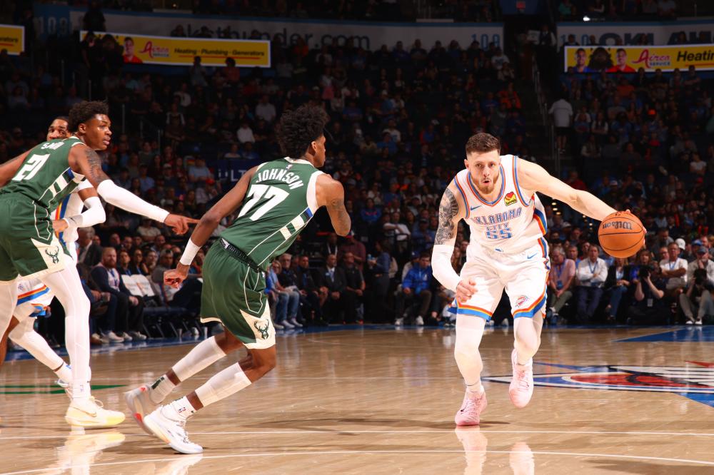 住了篮板优 住了篮板优