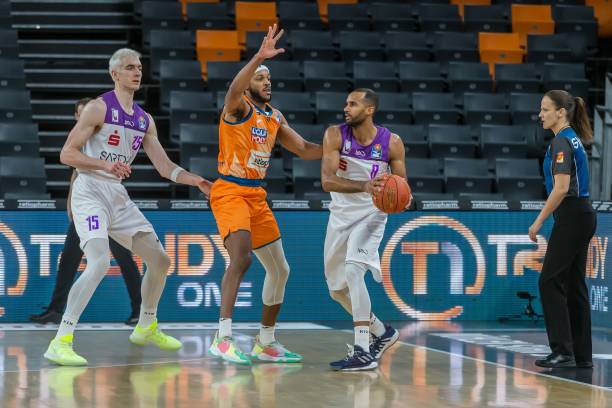 体育收入的 体育收入的