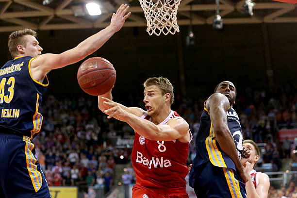 2次抢断的 2次抢断的